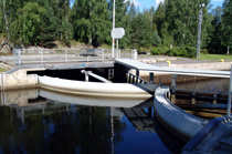 Konnuksen kanavan sulkuportit Leppävirralla.
